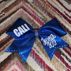 Cali cheer bow